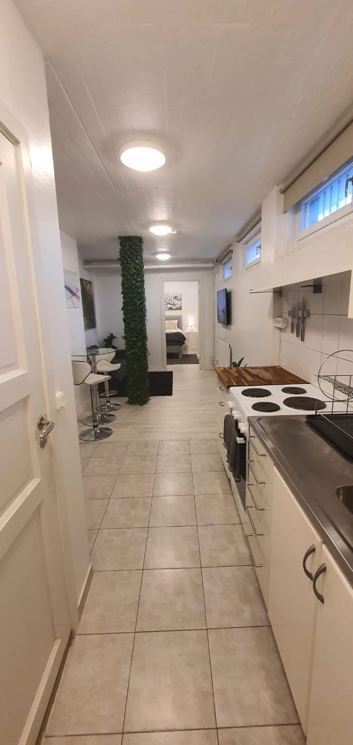 Kitchen or kitchenette, pet friendly, stove