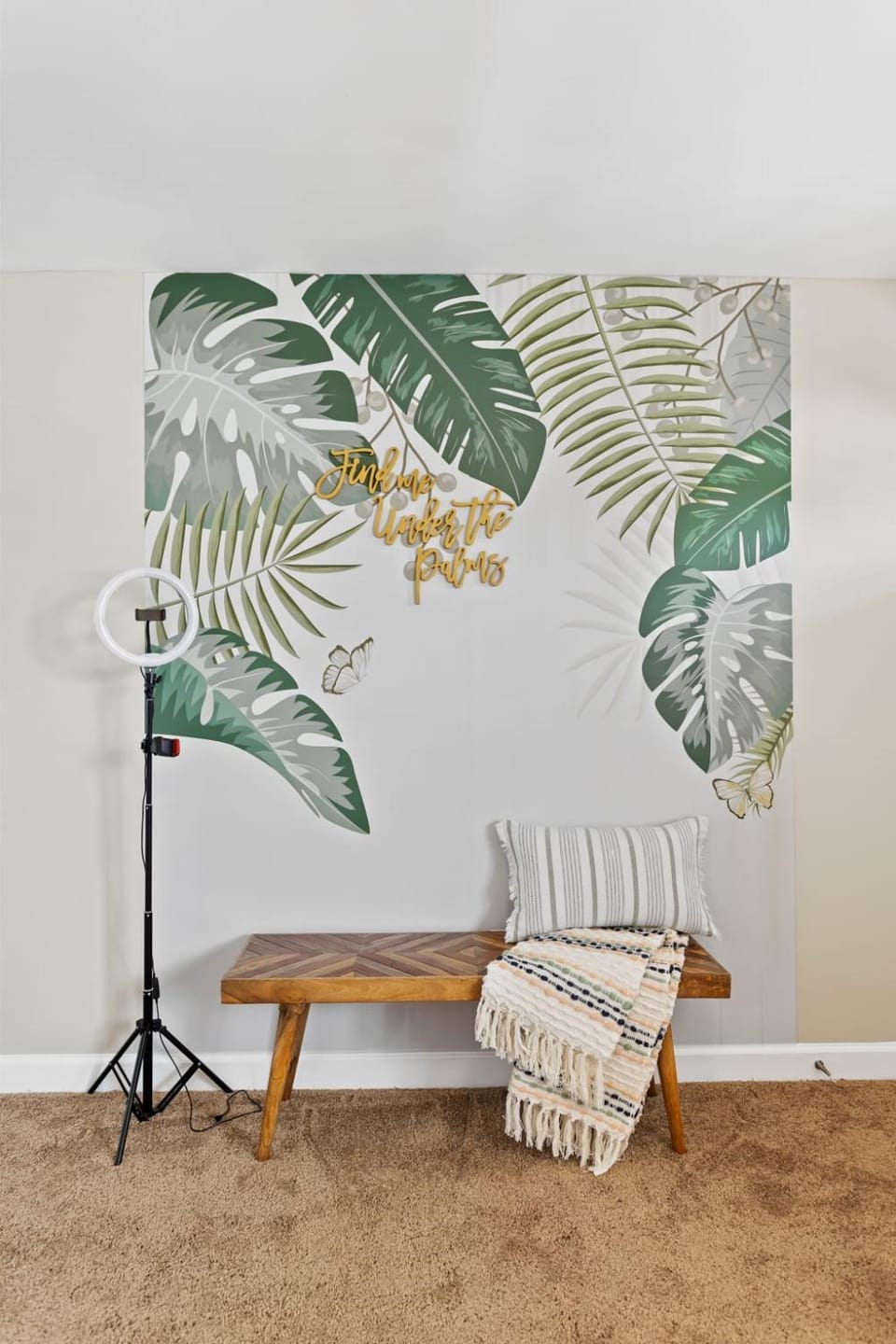 Living room, Decorative detail, Seating area