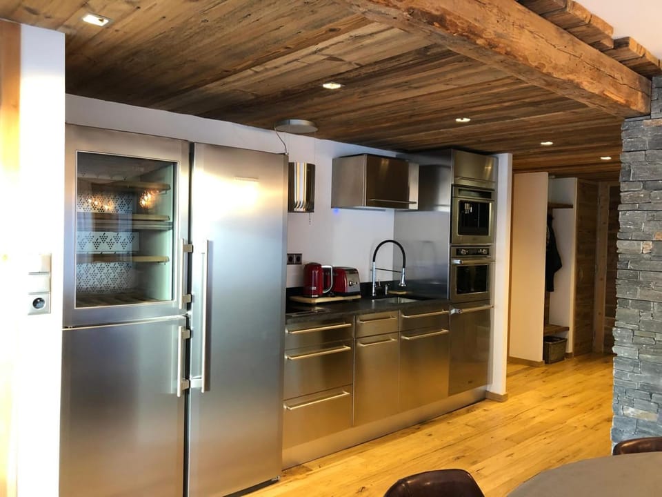 Luxe au Cœur de la Station Apartment in Huez