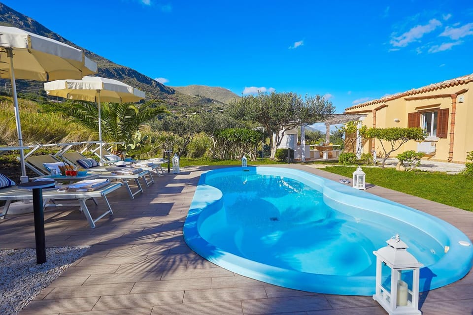 Pool view, Swimming pool