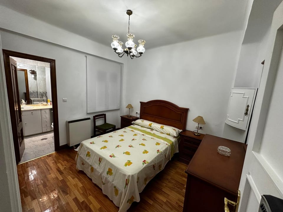Bed, Bathroom, Bedroom