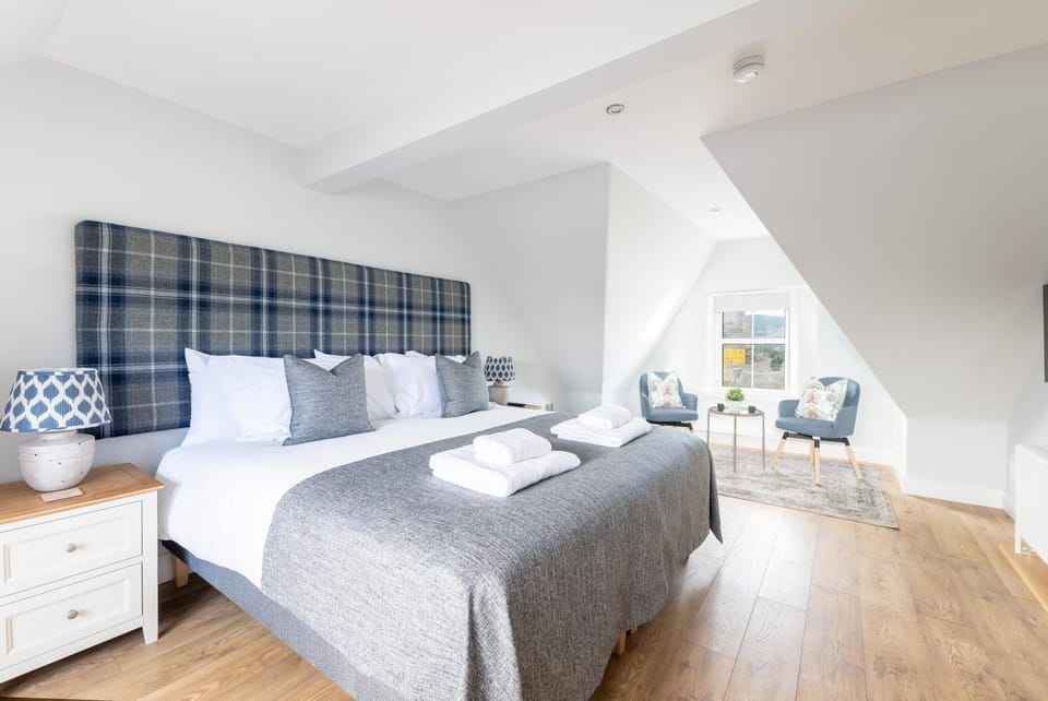 Hillside Luxury Apartments Apartment in Inverness