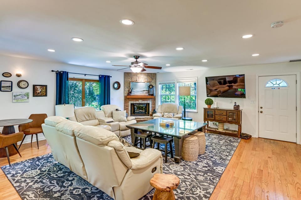 Walk to the Beach: Pet Friendly w/ Fire Pit! House in Lake Michigan Beach