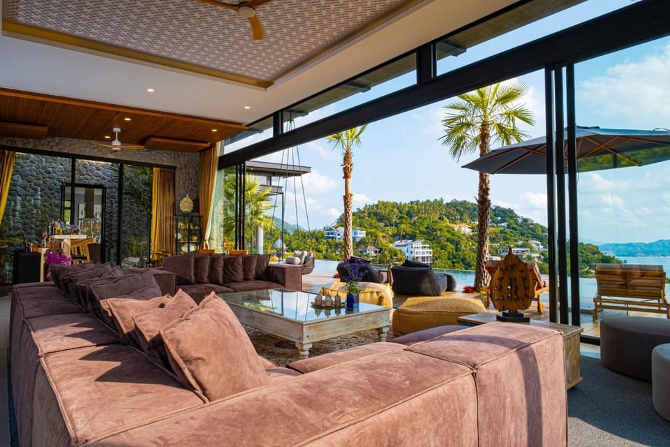 Natural landscape, Balcony/Terrace, Living room, Sea view