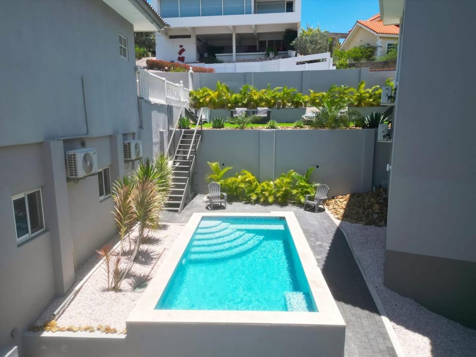 Near Jan Thiel & Mambo Modern, Pool & Views Apartment in Jan Thiel