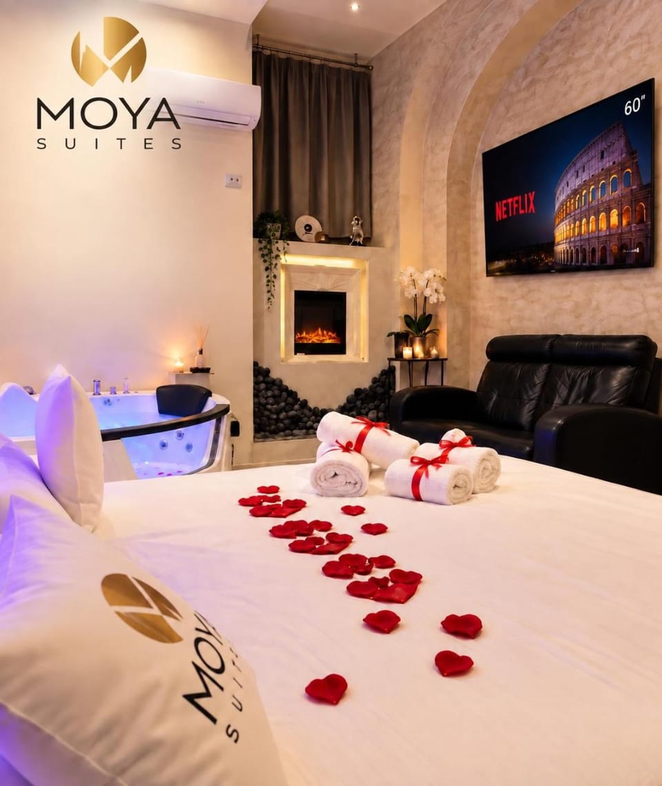 Bed, TV and multimedia