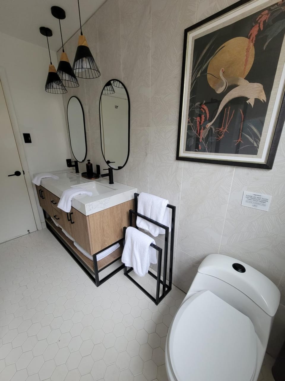 Toilet, Bathroom, towels