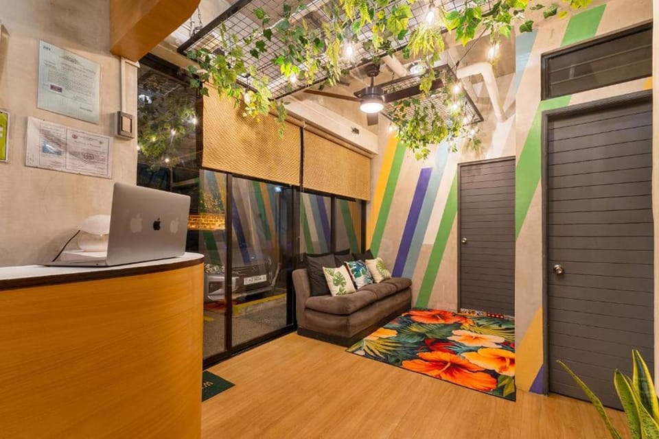 Lobby or reception, Seating area