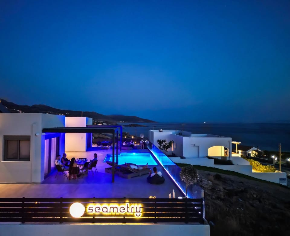 Night, Balcony/Terrace, Pool view