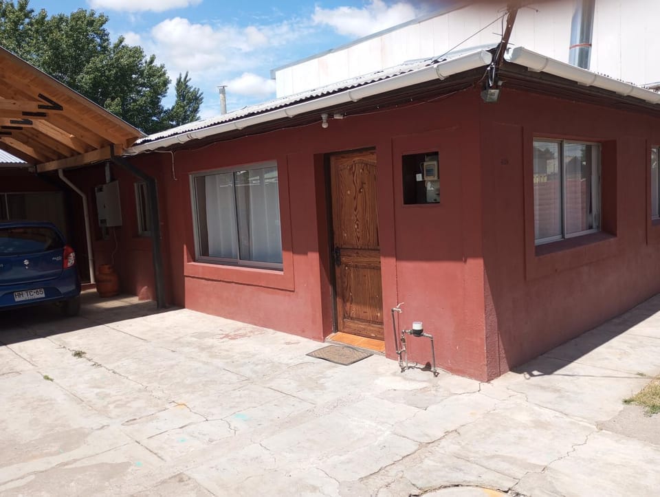 Casa Céntrica Santa Cruz valle de Colchagua-ruta del vino frente al casino y a 500 metros de la plaza ideal para teletrabajo con wifi rápido House in O'Higgins, Chile