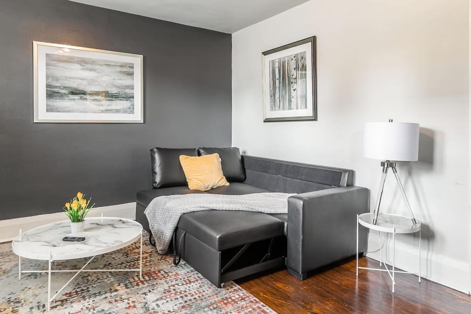 Bed, Living room, Seating area