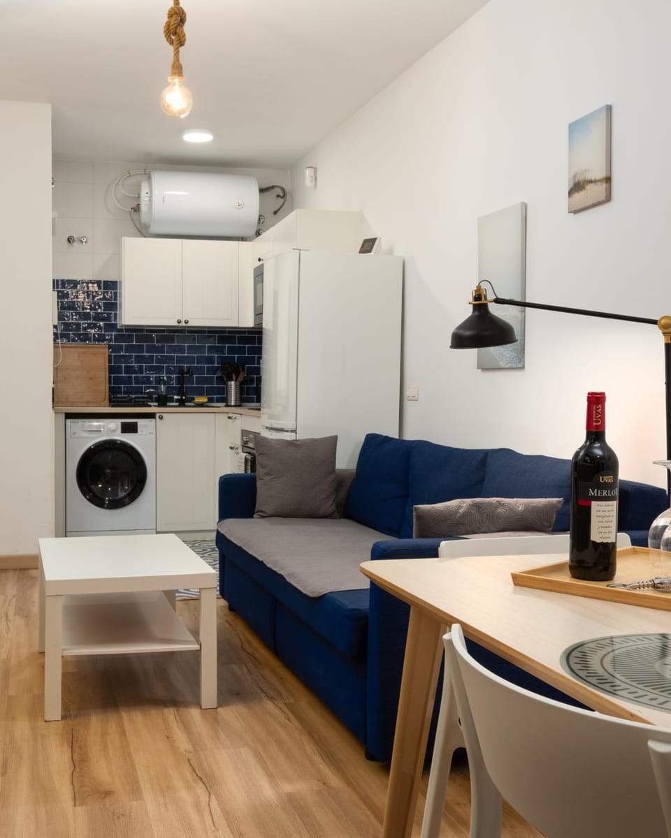 Happy Travel Molina 6 Apartment in Malaga