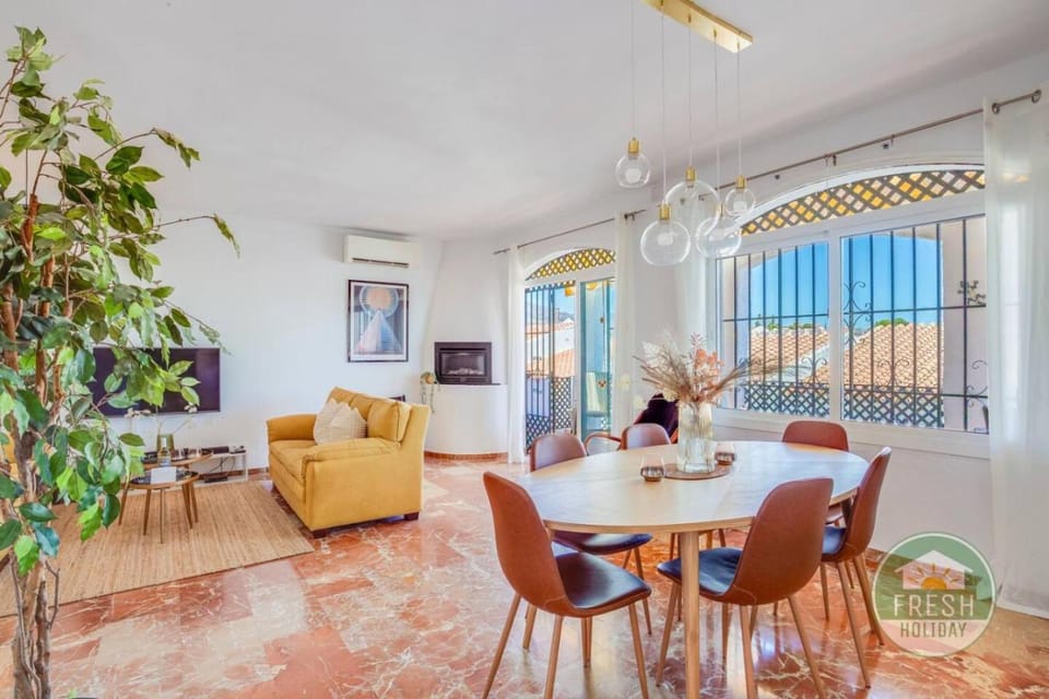 Casa Cielo Azul - only 10 mins walk to everything! Apartment in Nerja