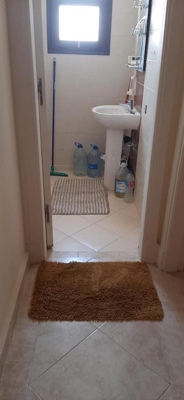 شاليه بقرية نيس مكيف بالكامل اول علوي Apartment in Egypt