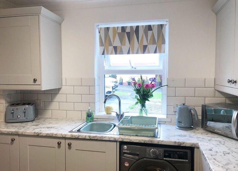 4 Brookdale, pet friendly home in Saundersfoot House in Saundersfoot