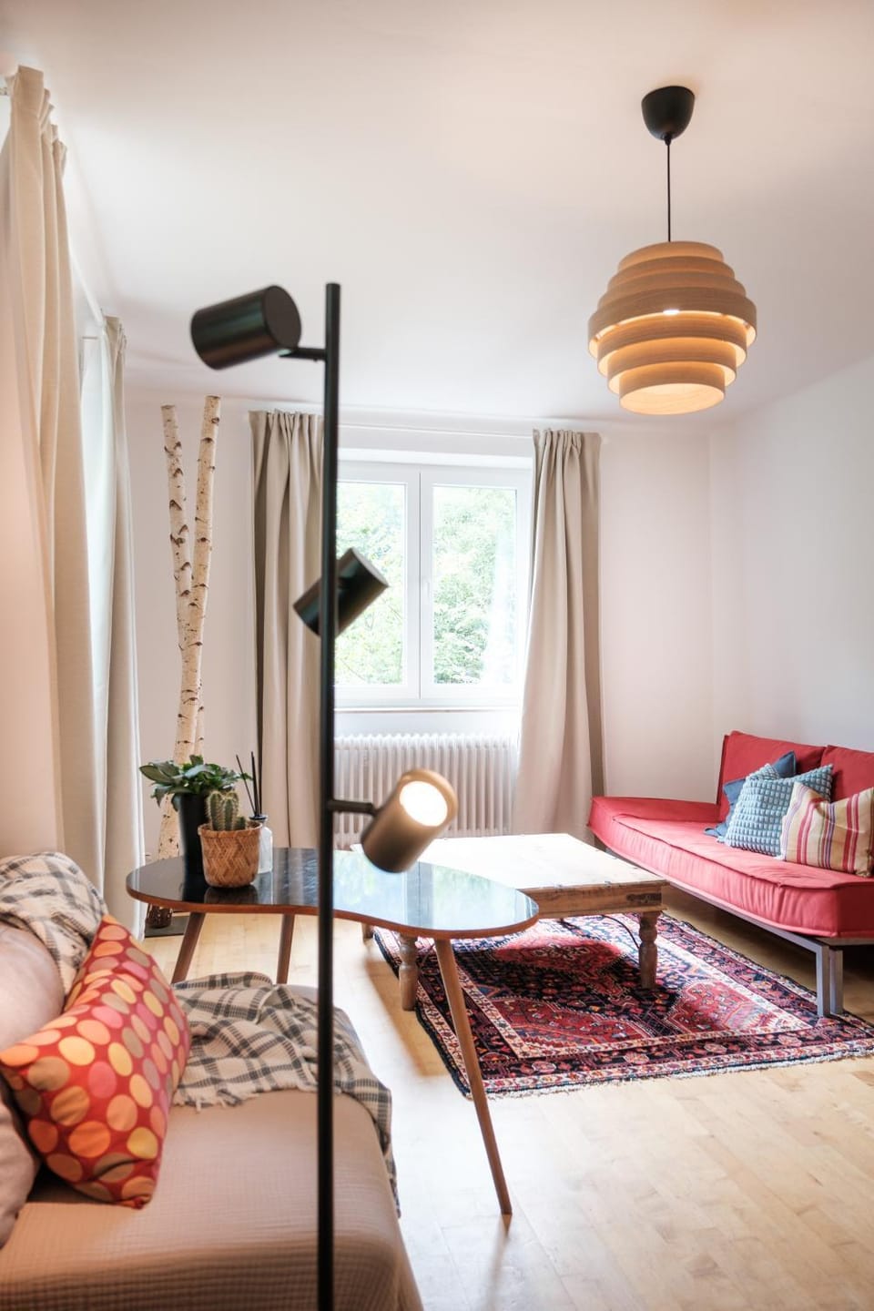 Bed, Living room, Seating area