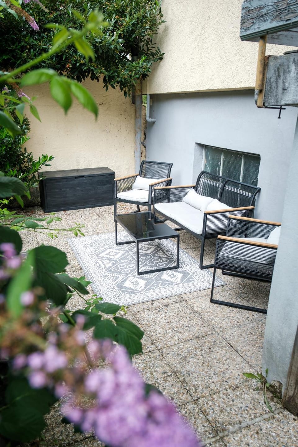 Patio, Balcony/Terrace, Seating area, Garden view