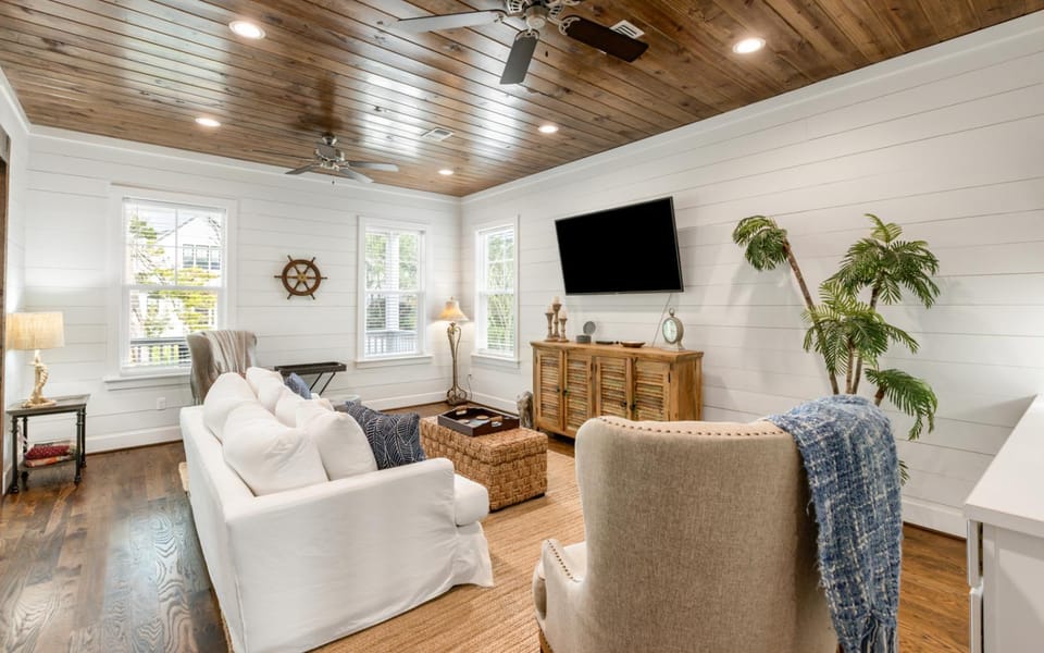 Deja Blue by Oversee 30A House in South Walton County