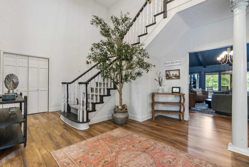 Rolling Hills Family Home House in Table Rock Lake