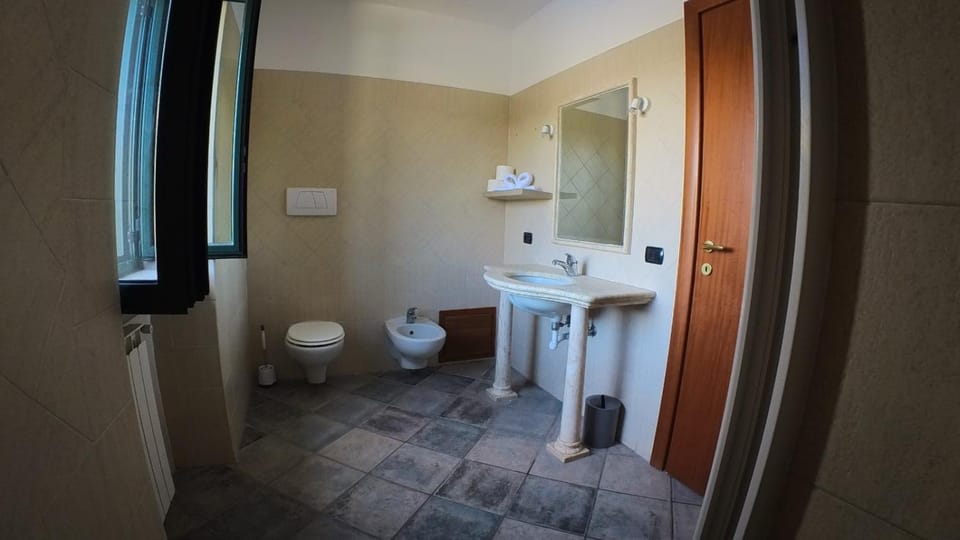 Bathroom, bidet
