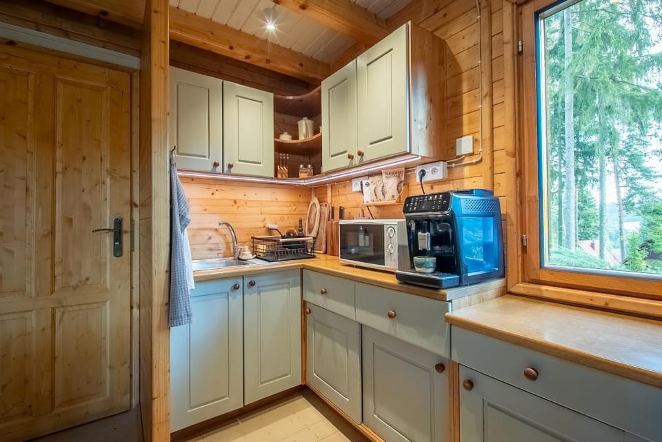 Coffee/tea facilities, Kitchen or kitchenette