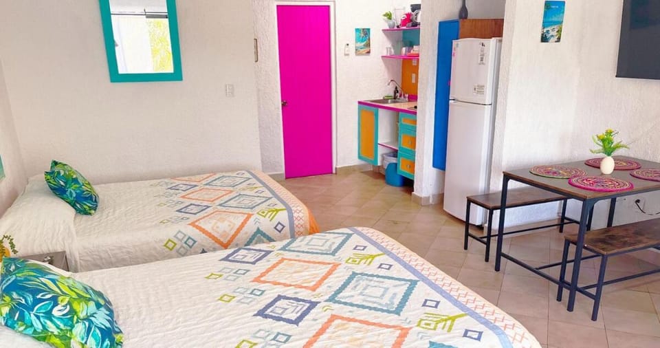 Cancun Studio - Steps to Beach and Water Fun Apartment in Cancun
