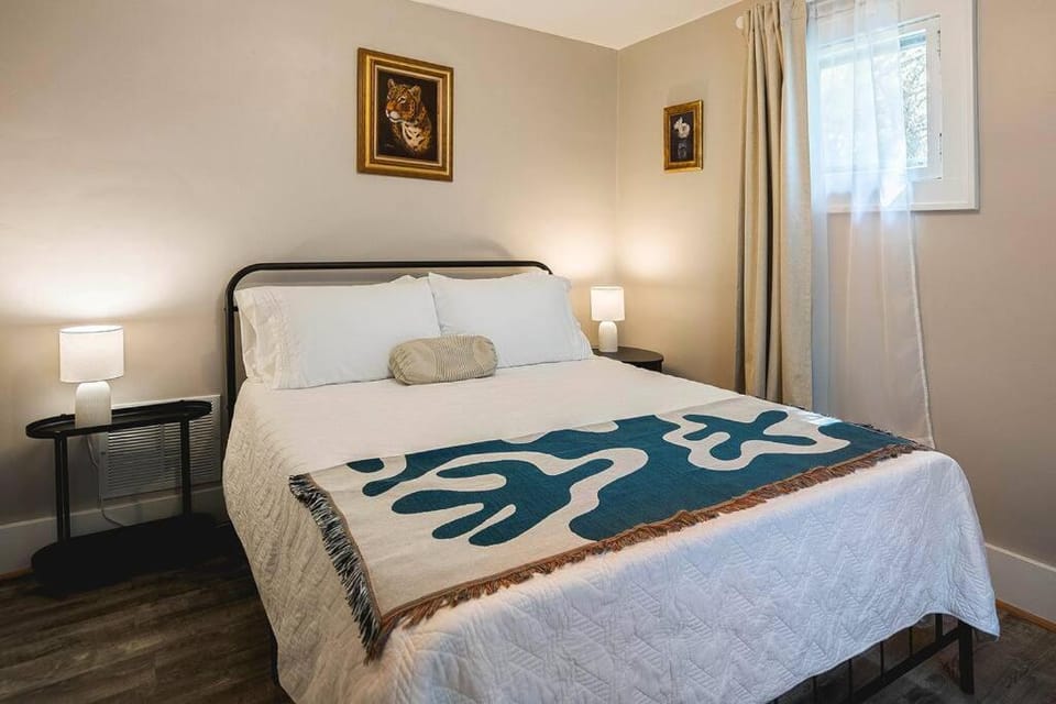 Hip Historic Home In Downtown Ferndale House in Ferndale