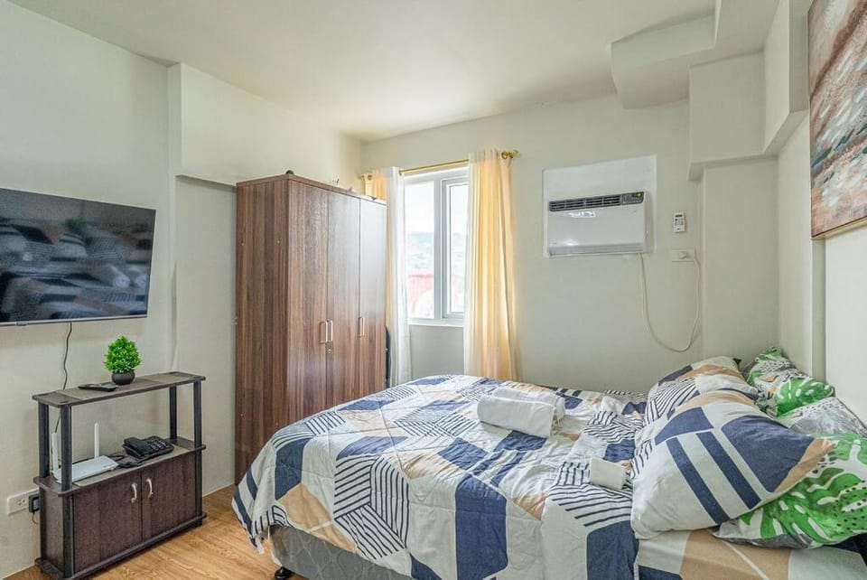 Condo - WIFI up to 100mbps - Pool - Netflix&Chill Apartment in Cebu City