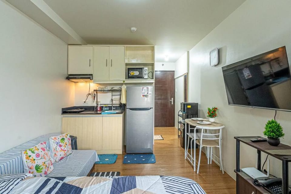 Condo - WIFI up to 100mbps - Pool - Netflix&Chill Apartment in Cebu City