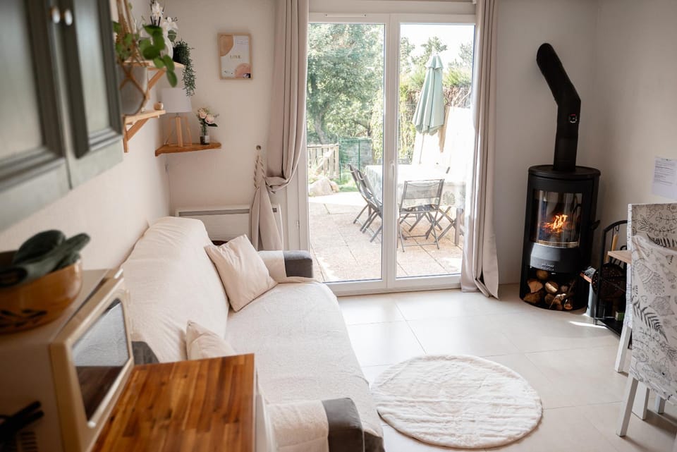 Maisonnette au calme House in French Riviera