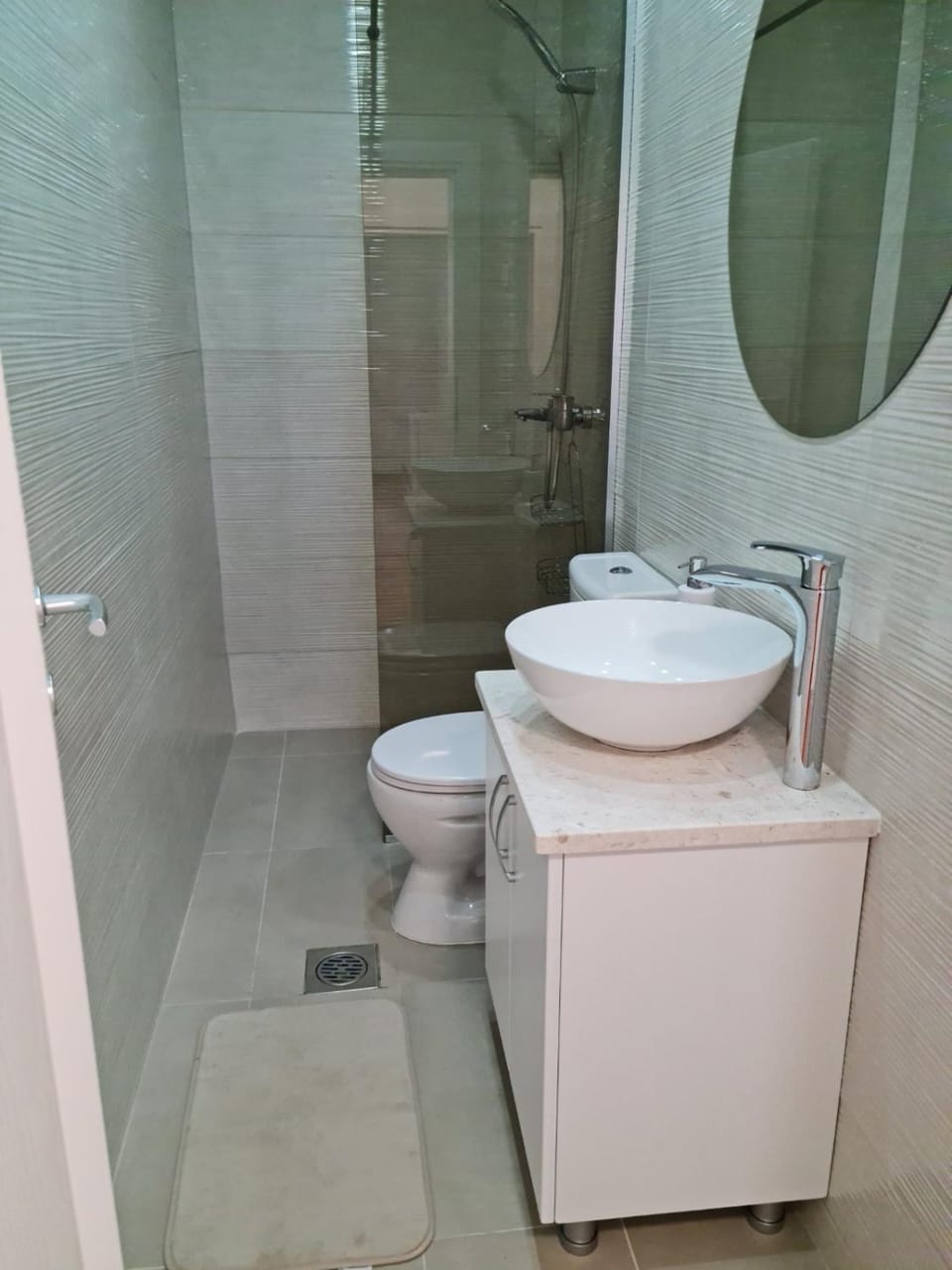 Shower, Toilet, Bathroom