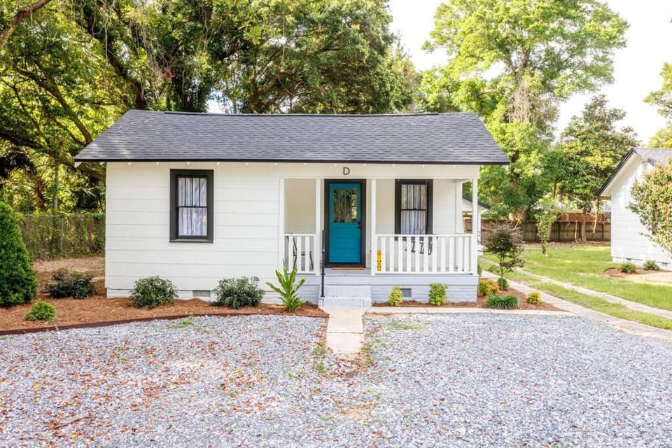 The Pelican - Serene East Hill Villa Villa in Pensacola