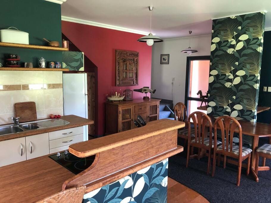 Charming Spacious Rural Otaki Retreat Apartment in Wellington Region