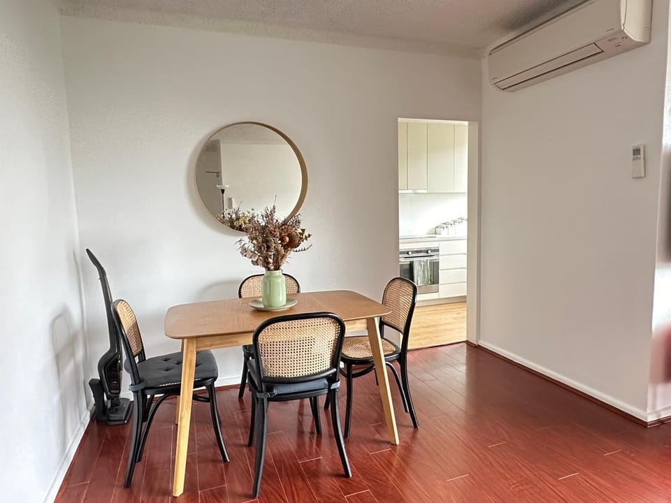 HolidayRento 2BR Bondi Beach with Air Con & Pool Apartment in Sydney