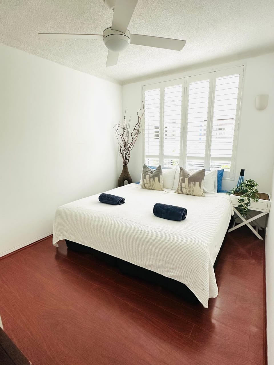 HolidayRento 2BR Bondi Beach with Air Con & Pool Apartment in Sydney