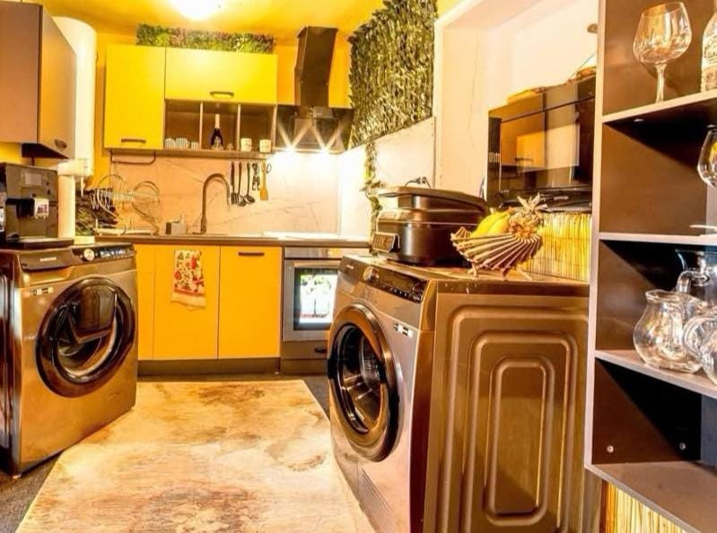 Veliko Tarnovo-Centur-Vintage House-Jacuzzi in the room-Private Garden Campground/ 
RV Resort in Veliko Tarnovo