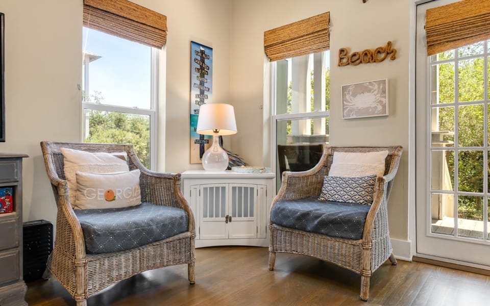 Lemon Squeezy by Oversee 30A House in Seacrest
