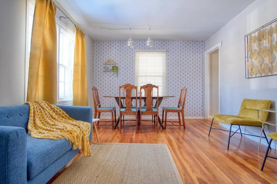 Close to Butler Uni, Cozy Home,Firepit,Free Parking House in Indianapolis