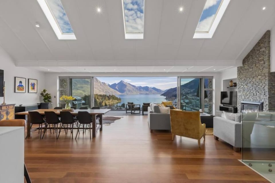 catalina-apt-5-amazing-views-and-walk-to-town Apartment in Queenstown