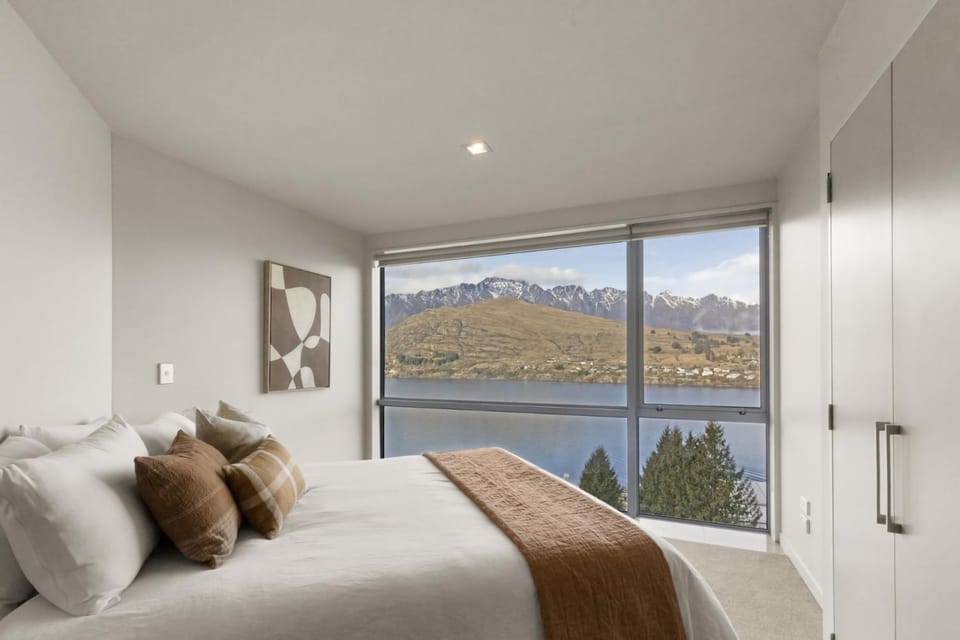 Gorgeous on Gum House in Queenstown