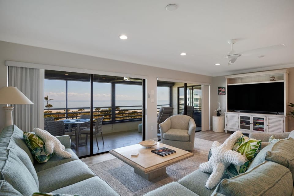 Sublime Gulf Front Residence at Gulfside Place Apartment in Sanibel Island