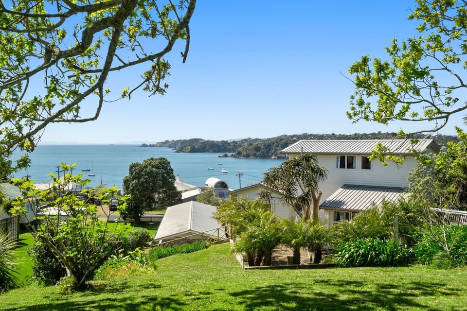 Property building, Sea view