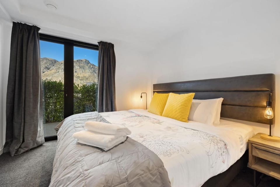Residence Du Parc - Apt 5 at the base of Coronet Peak Apartment in Queenstown