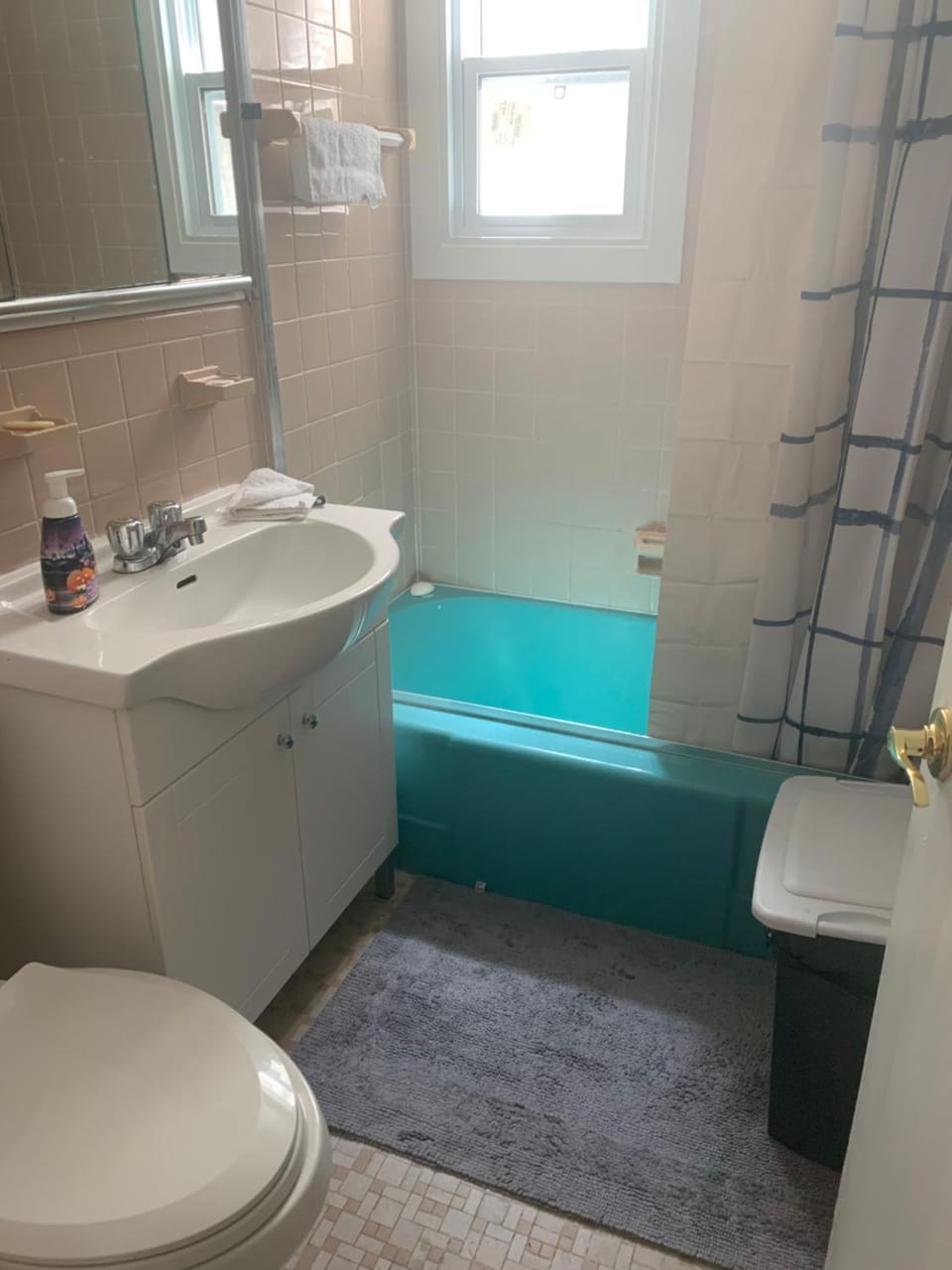 Montréal Steps Downtown Private Rooms Vacation rental in Montreal