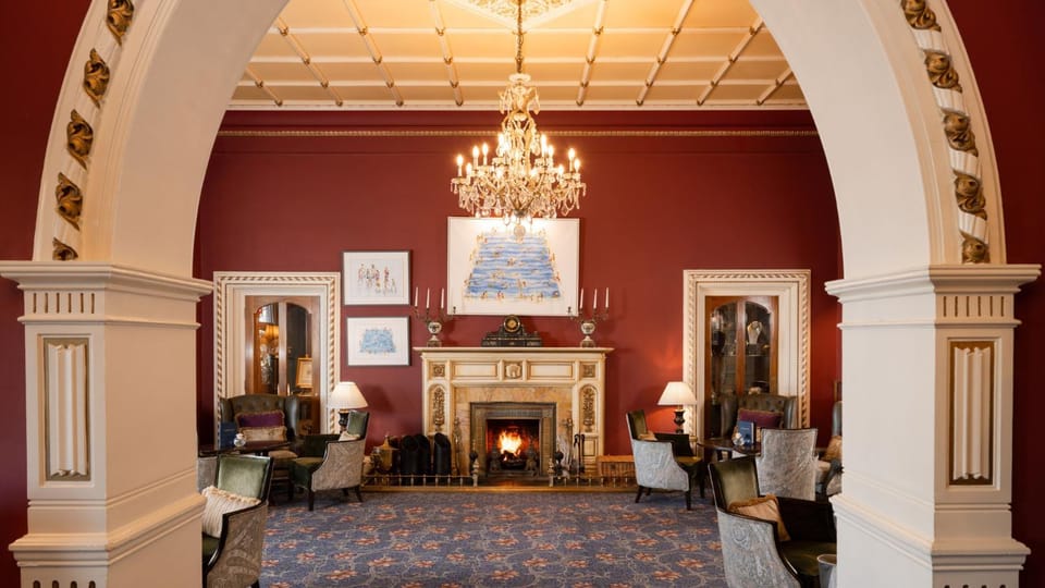 Lounge or bar