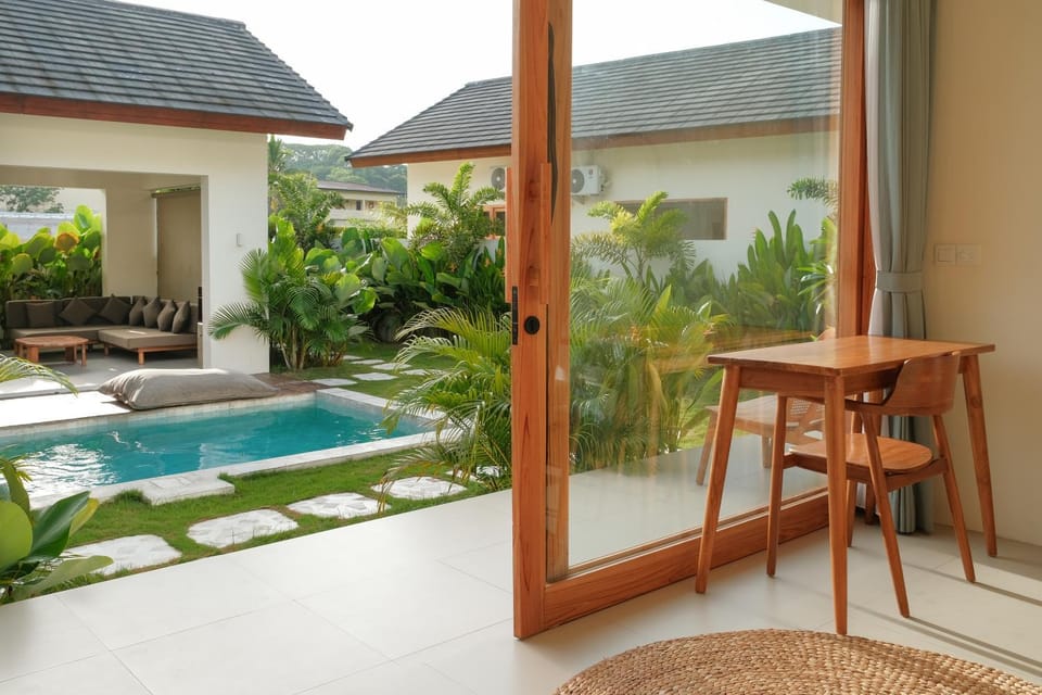 Patio, Garden, View (from property/room), Balcony/Terrace, Pool view, Swimming pool
