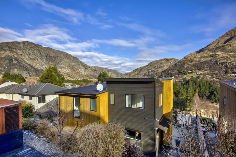 Shotover View - Family friendly close to Coronet Peak Apartment in Queenstown