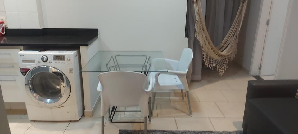 Small quiet condo posto 6 Apartment in Rio de Janeiro