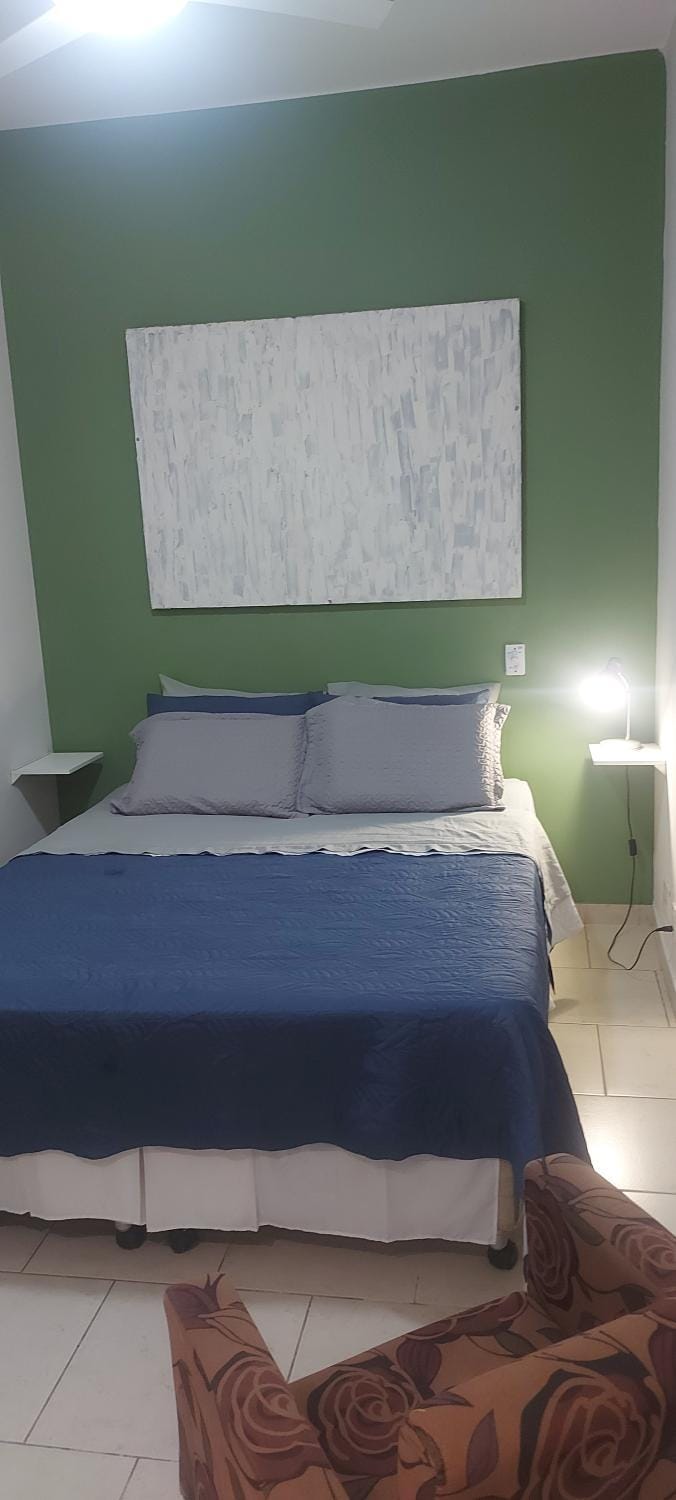 Small quiet condo posto 6 Apartment in Rio de Janeiro