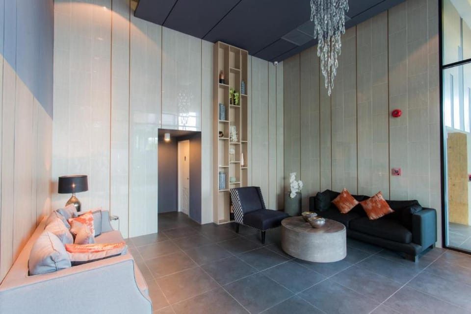 6th Avenue Surin Condomium Apartment in Choeng Thale